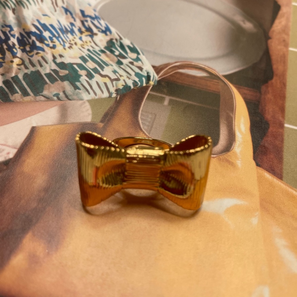 NWOT Kate Spade Gold Bow Ring-Size 8 - Picture 10 of 16
